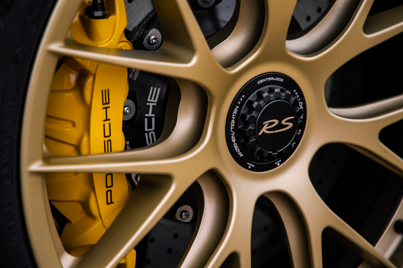 Illustration for article titled Put These Very Good 2019 Porsche 911 GT3 RS Photos In Your Life